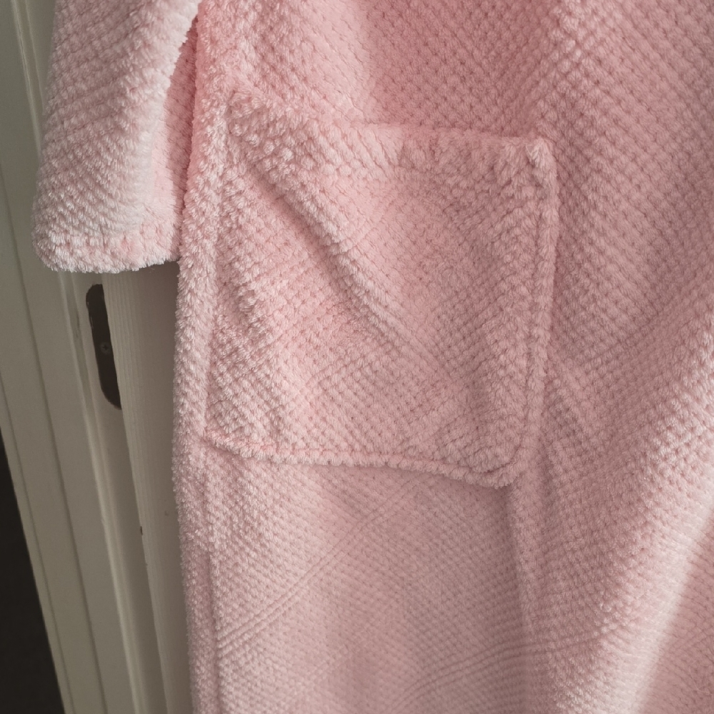 Cozy Pink Robe for Women - Picture 3 of 6